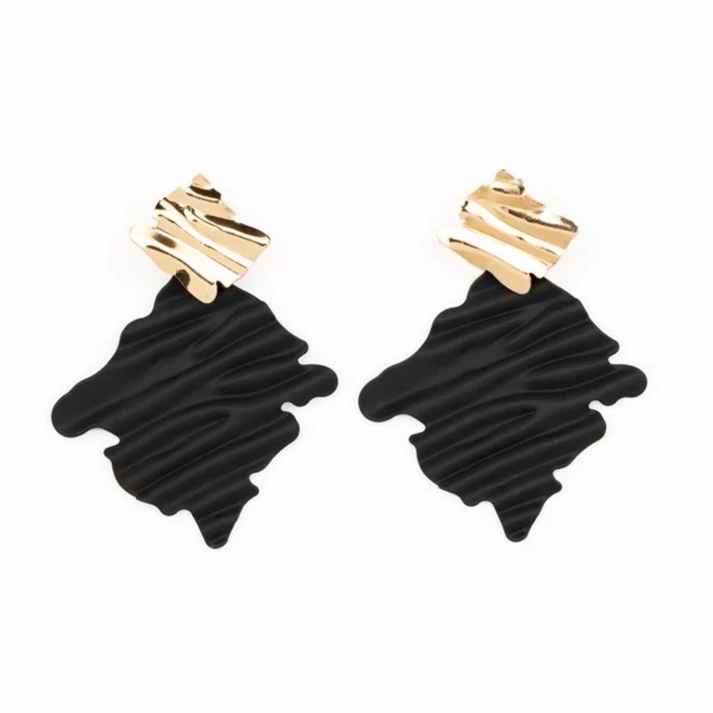 Wavy Couture- black